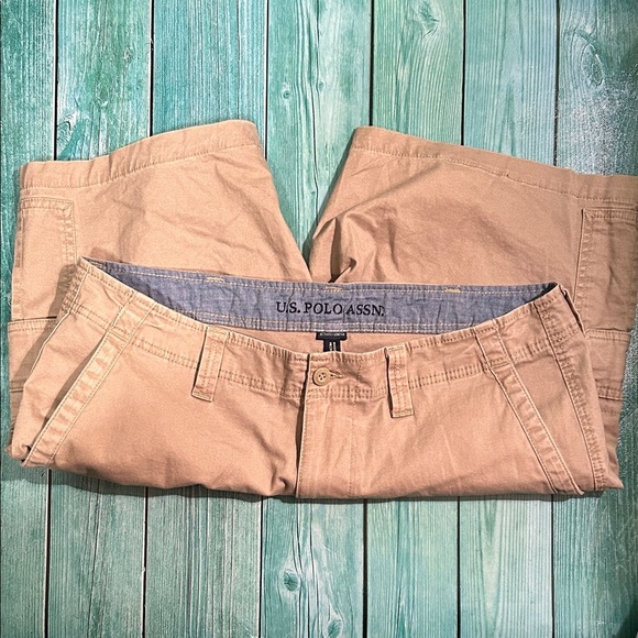 U.S. Polo Assn. Khaki Casual Cargo Shorts - Picture 2 of 3